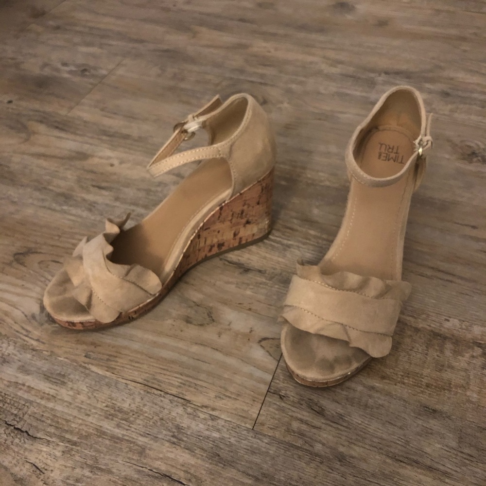 Time and Tru wedge sandal
